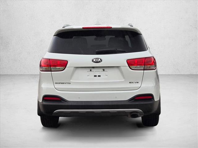 Used 2016 Kia Sorento EX image 7