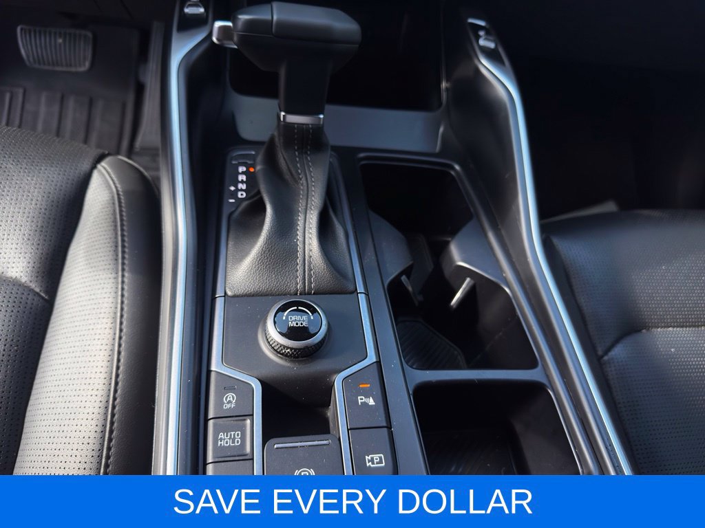 Used 2025 Kia Sorento S w/ Panoramic Sunroof Package FWD image 13