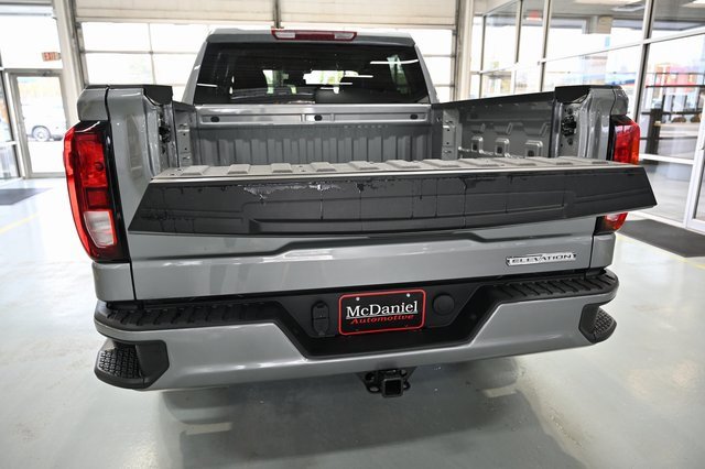 New 2026 GMC Sierra 1500 Elevation image 7