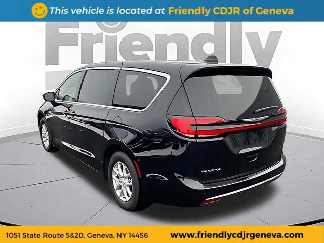 New 2026 Chrysler Pacifica Select FWD image 7