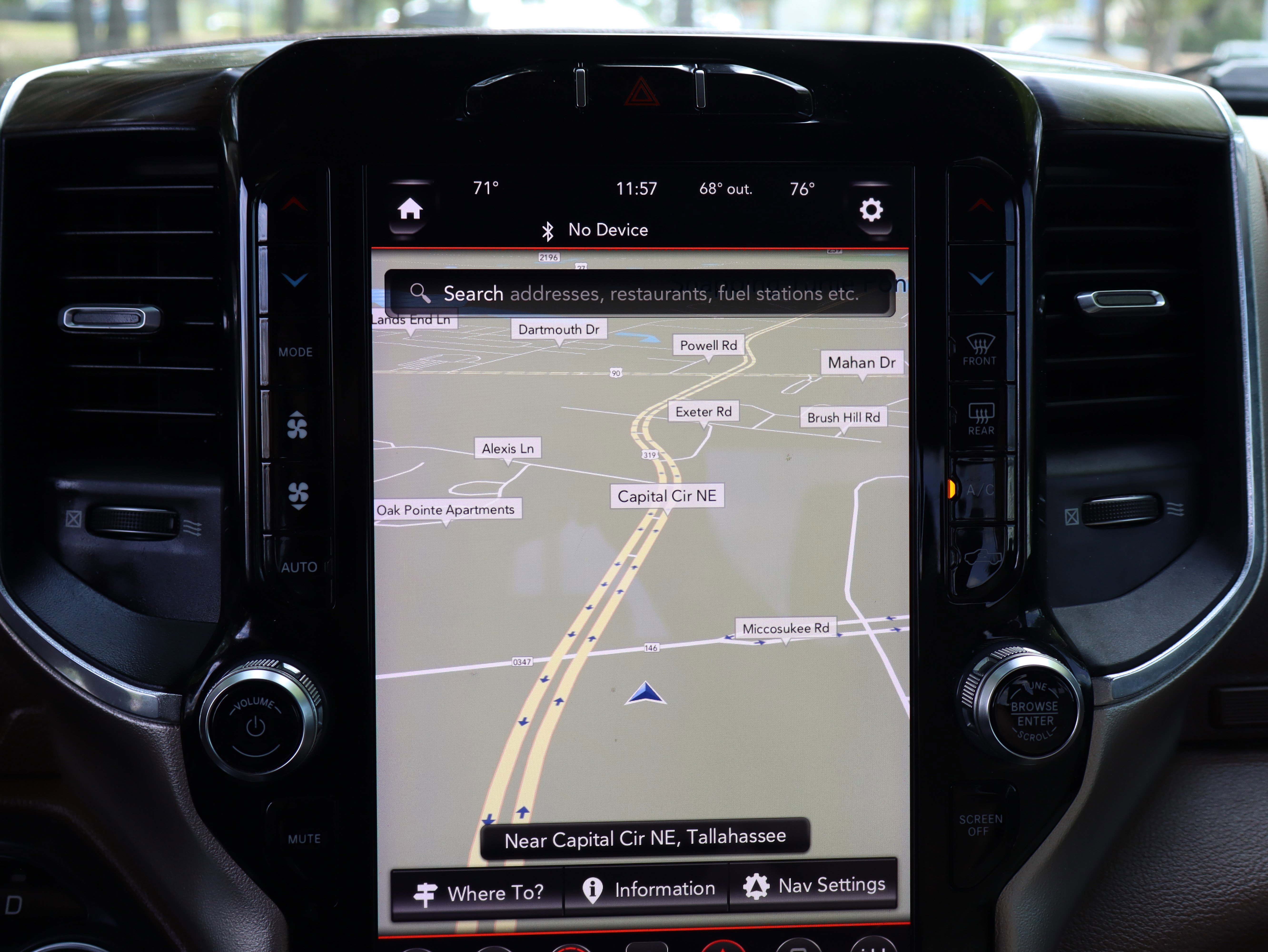 Used 2019 RAM 1500 Laramie image 34