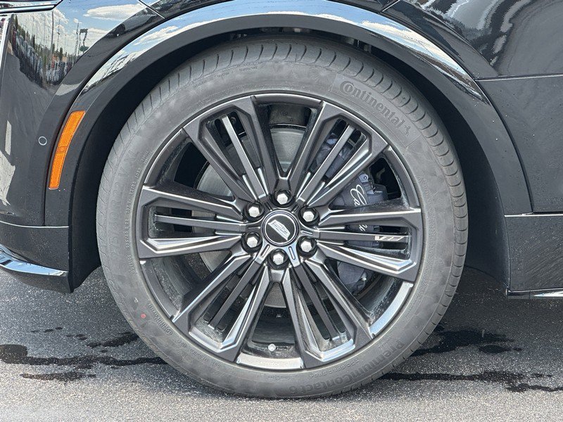 New 2026 Cadillac Lyriq V image 5