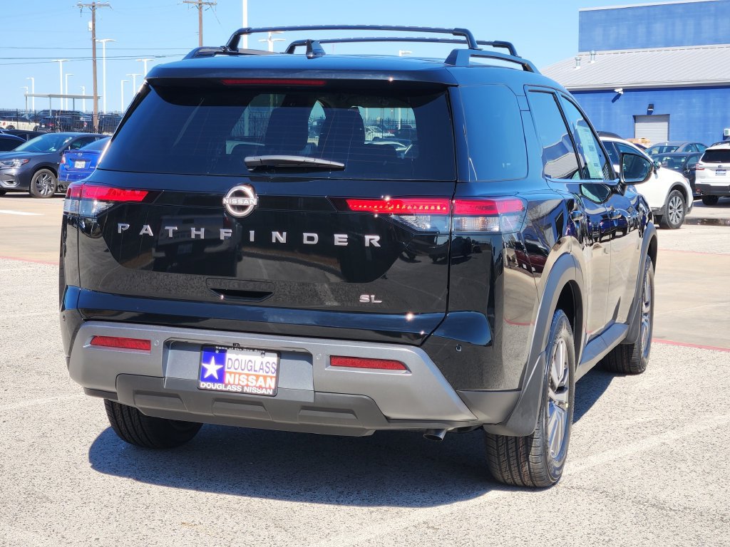 New 2026 Nissan Pathfinder SL FWD image 3