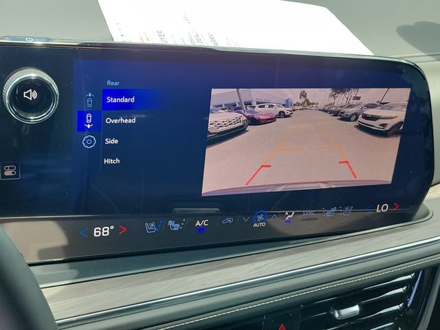 Certified 2025 Chevrolet Tahoe Premier AWD/4WD image 36