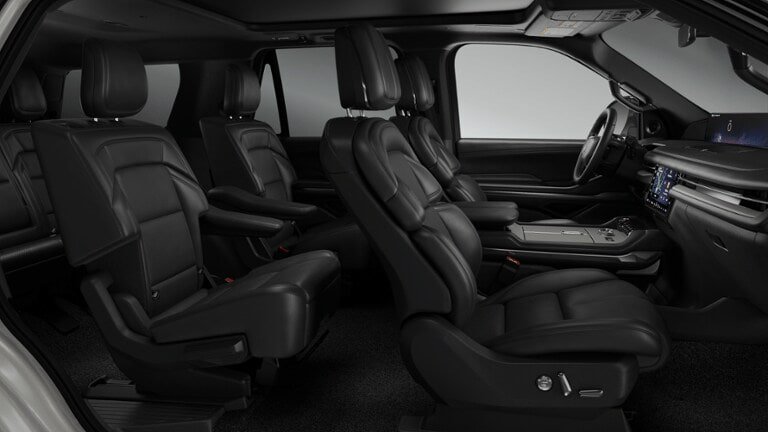 New 2026 Lincoln Navigator Reserve w/ Jet Appearance Package AWD/4WD image 6