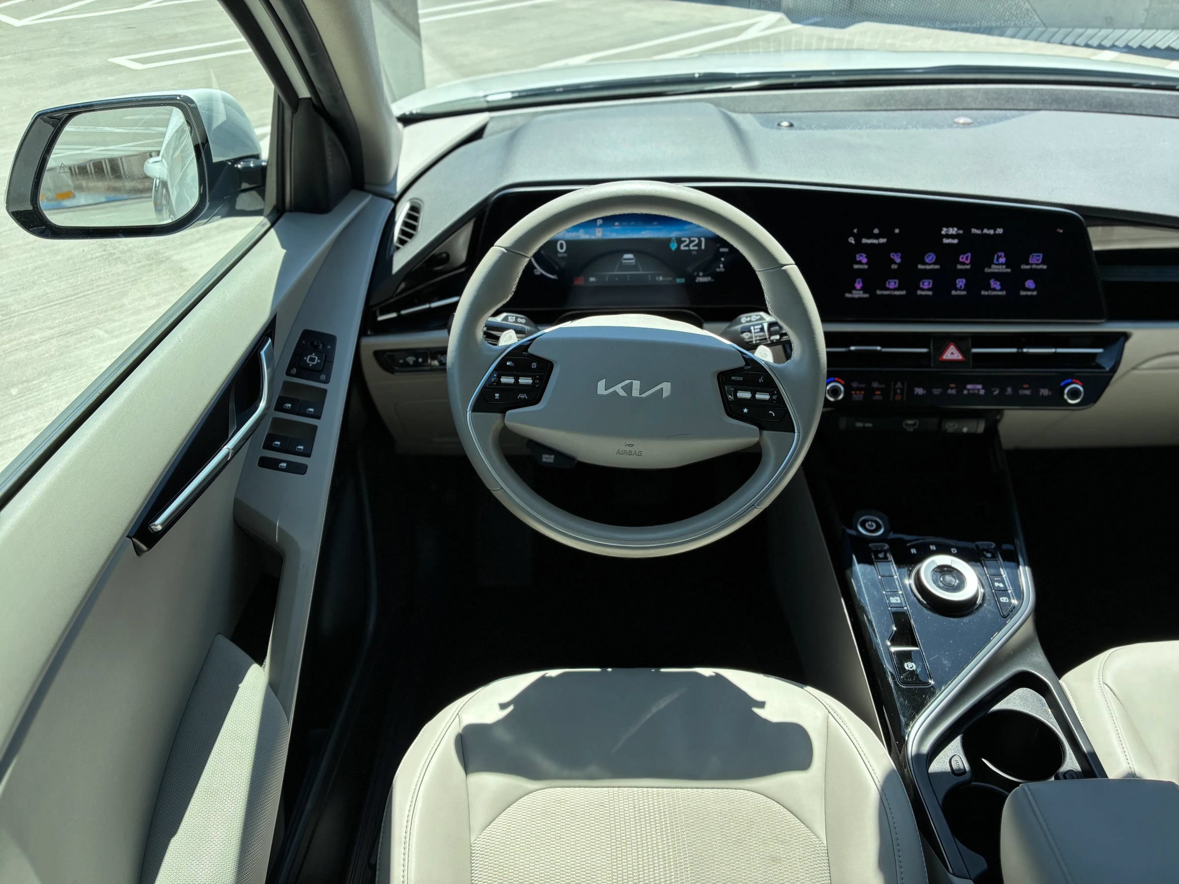 Used 2023 Kia Niro Wind FWD image 46