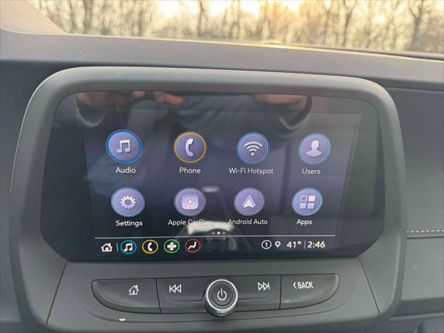 Used 2023 Chevrolet Camaro LT w/ Technology Package image 29