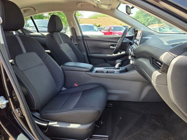Used 2025 Nissan Sentra SV image 29
