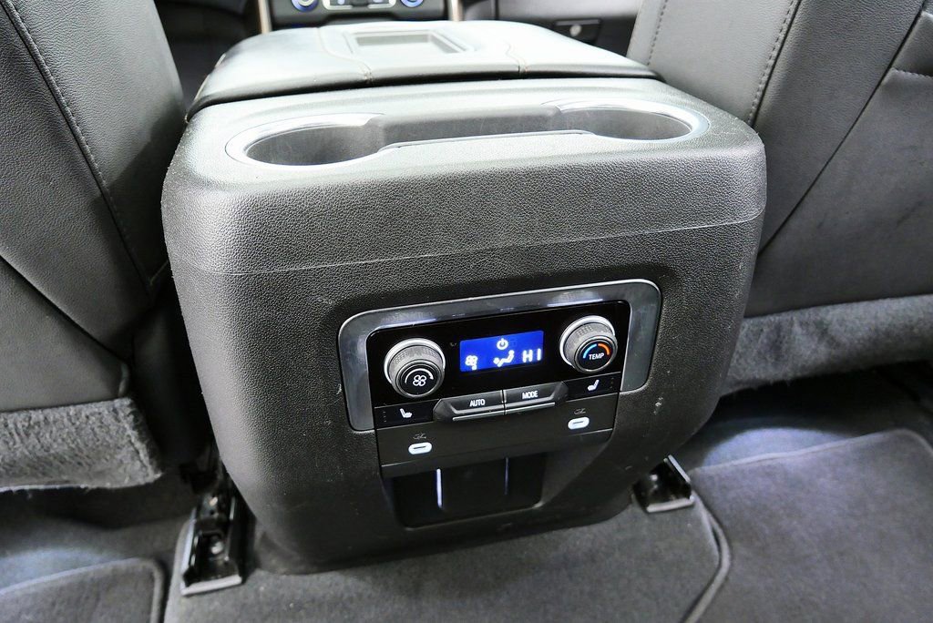 Used 2021 Chevrolet Suburban High Country w/ Premium Package image 21