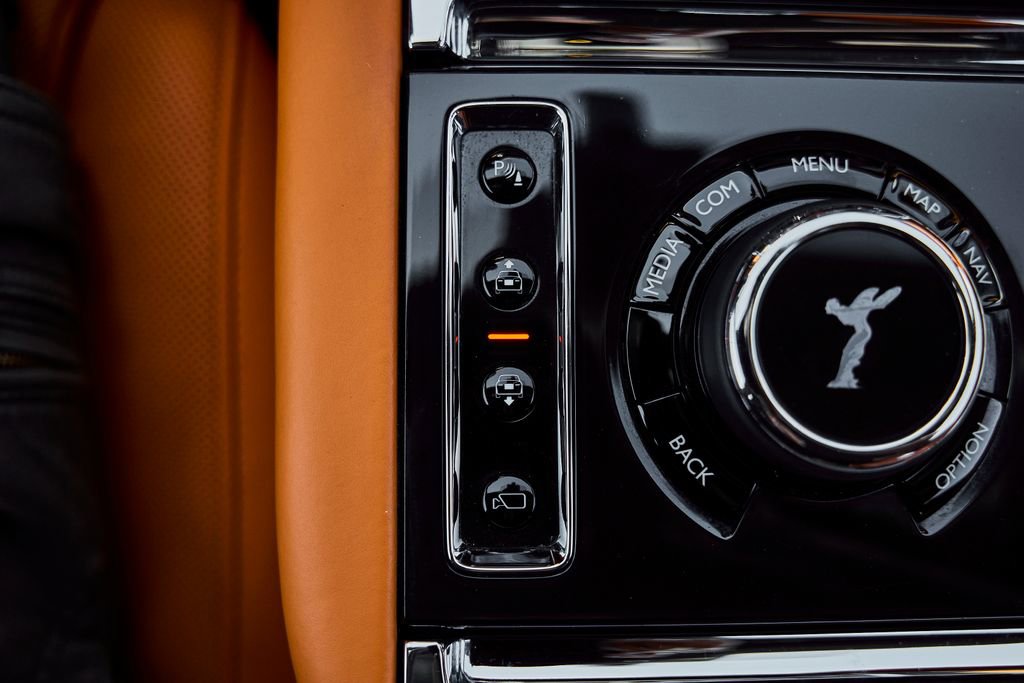 Used 2020 Rolls-Royce Cullinan AWD/4WD image 71
