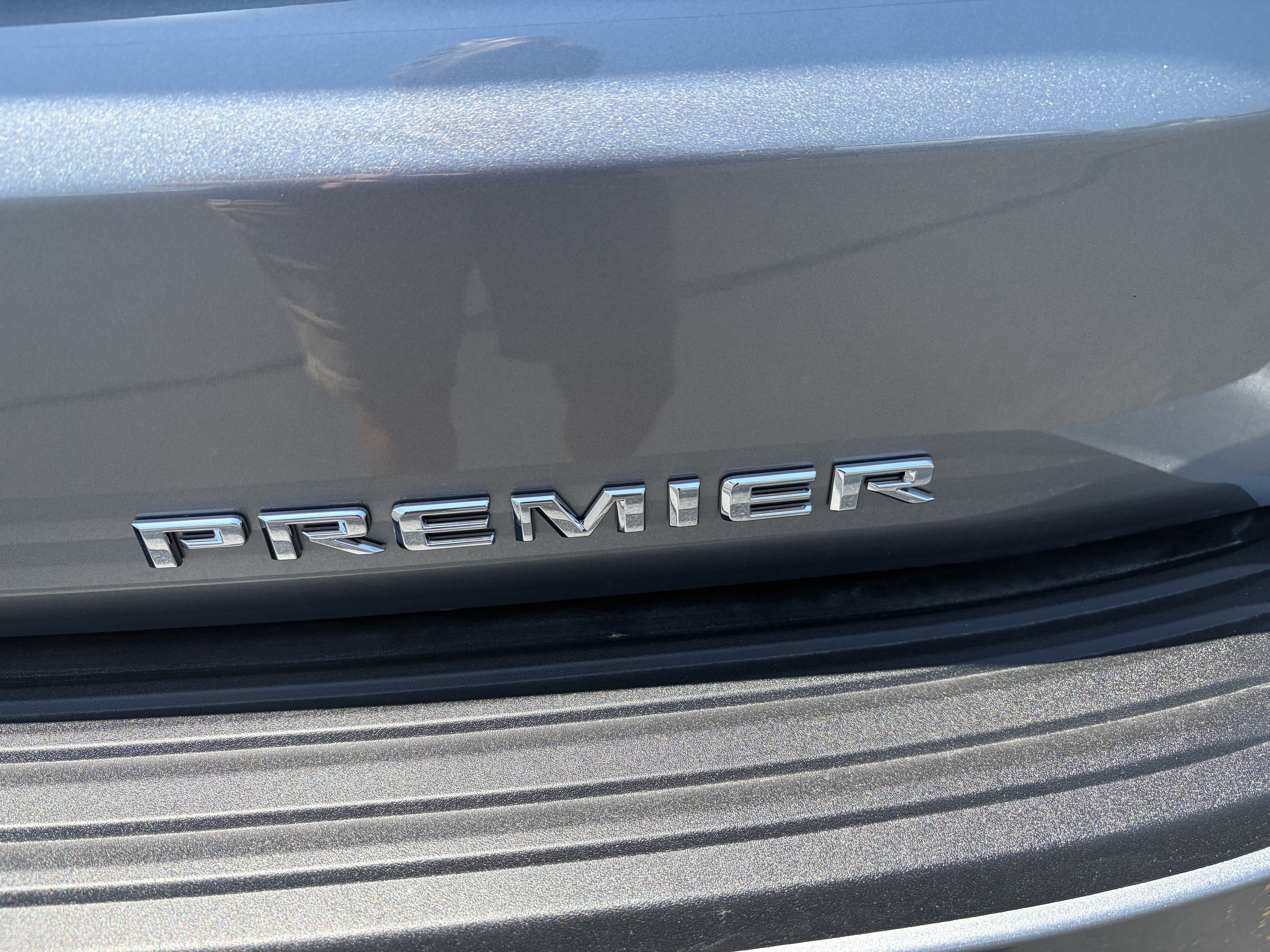 New 2026 Chevrolet Tahoe Premier w/ Sun And Tow Package AWD/4WD image 8