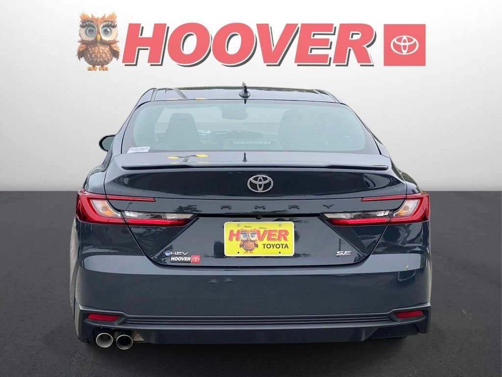 Used 2025 Toyota Camry SE w/ Convenience Package FWD image 3