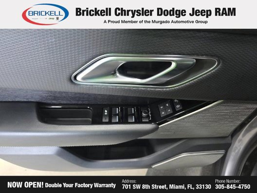 Used 2020 Land Rover Range Rover Velar R-Dynamic S AWD/4WD image 24