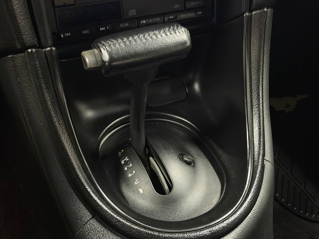 Used 1996 Ford Mustang GT RWD image 22