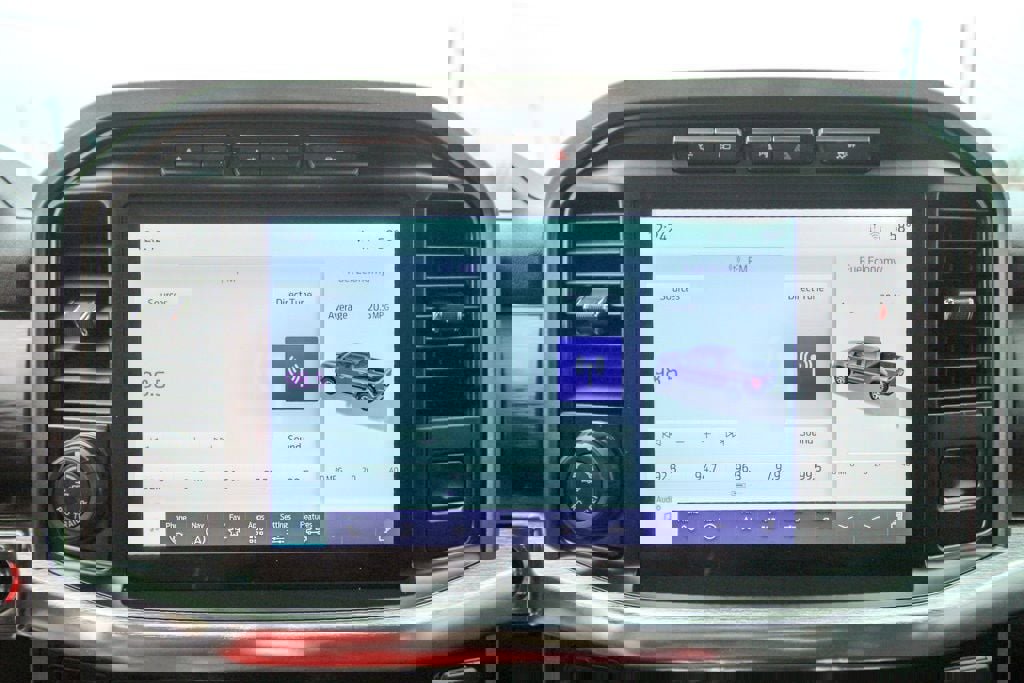 Used 2023 Ford F150 Lariat w/ Equipment Group 502A High image 25