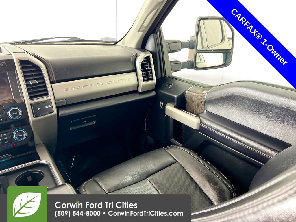 Used 2020 Ford F350 Lariat w/ Chrome Package image 26