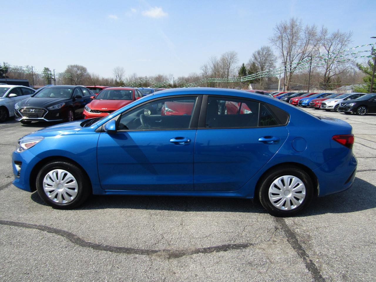 Used 2022 Kia Rio S image 4