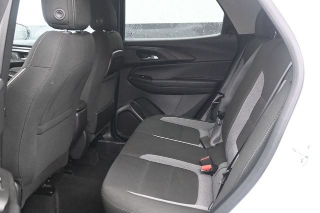 Used 2025 Chevrolet TrailBlazer LT AWD/4WD image 5