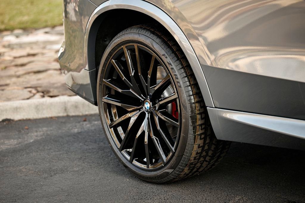 New 2026 BMW X5 sDrive40i w/ M Sport Package image 6