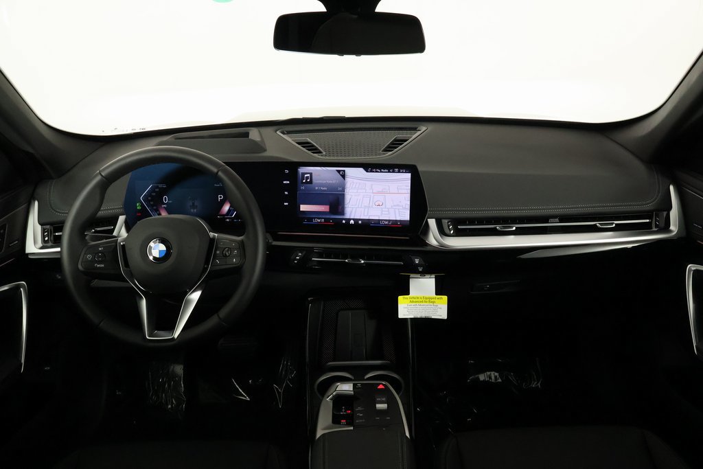 New 2026 BMW X1 xDrive28i w/ Technology Package AWD/4WD image 4