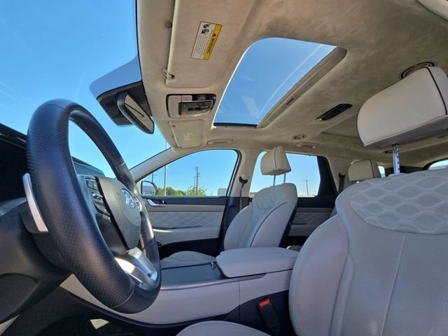 Used 2022 Hyundai Palisade Calligraphy w/ Winter Package FWD image 7