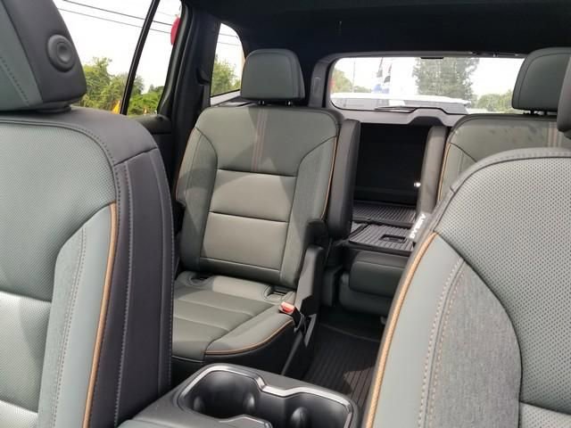 New 2026 GMC Acadia AT4 w/ Super Cruise Package image 13