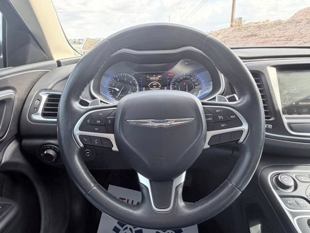 Used 2017 Chrysler 200 Limited Platinum w/ Comfort & Convenience Group FWD image 9