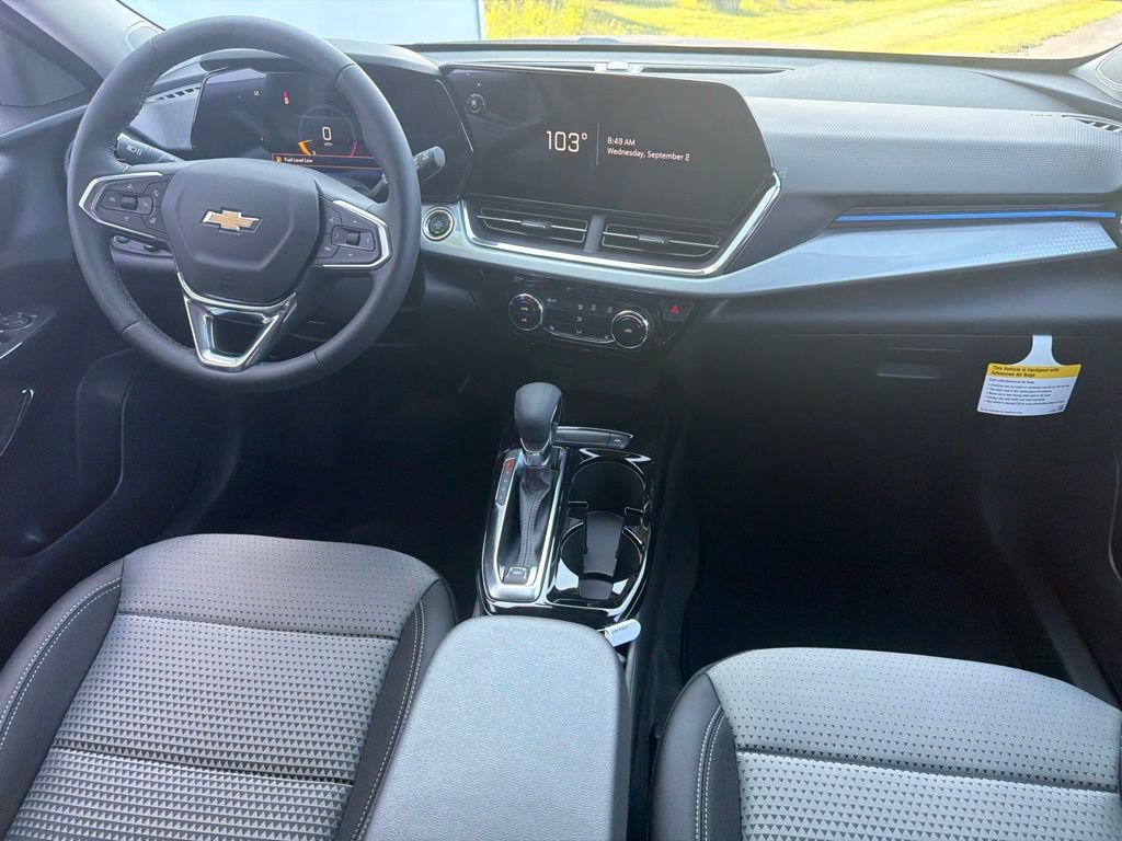 New 2026 Chevrolet Trax LT w/ Driver Confidence Package FWD image 7
