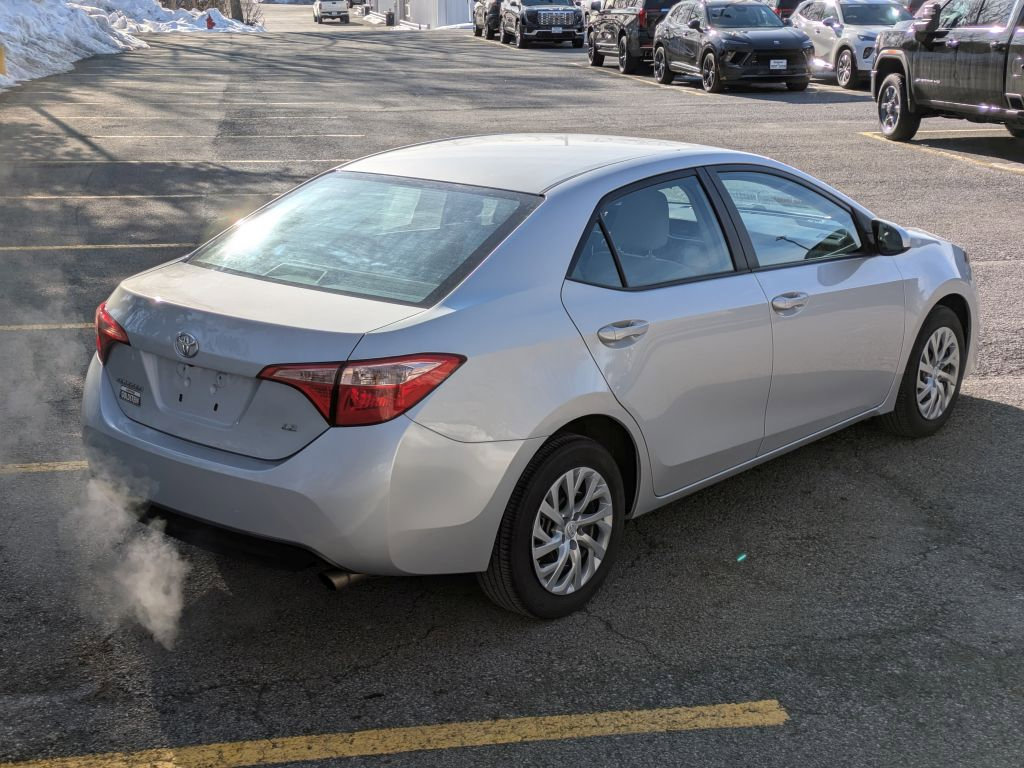 Used 2018 Toyota Corolla LE image 7