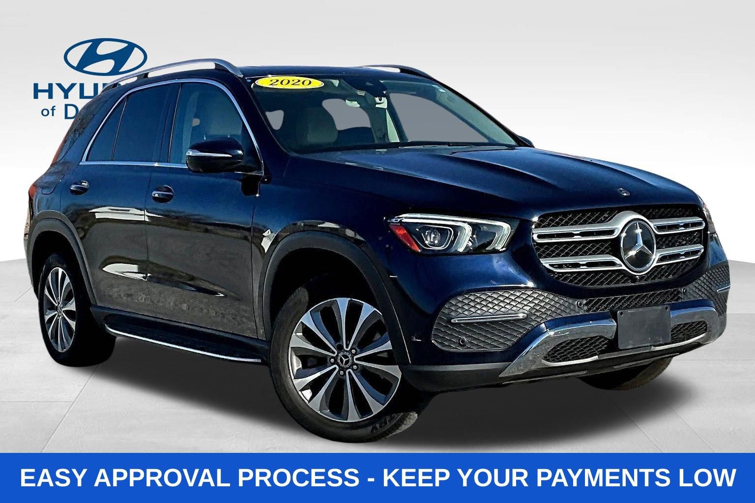 Used 2020 Mercedes-Benz GLE 350 w/ Premium Package image 3