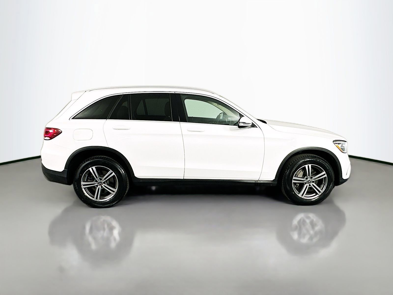 Used 2020 Mercedes-Benz GLC 300 4MATIC image 8