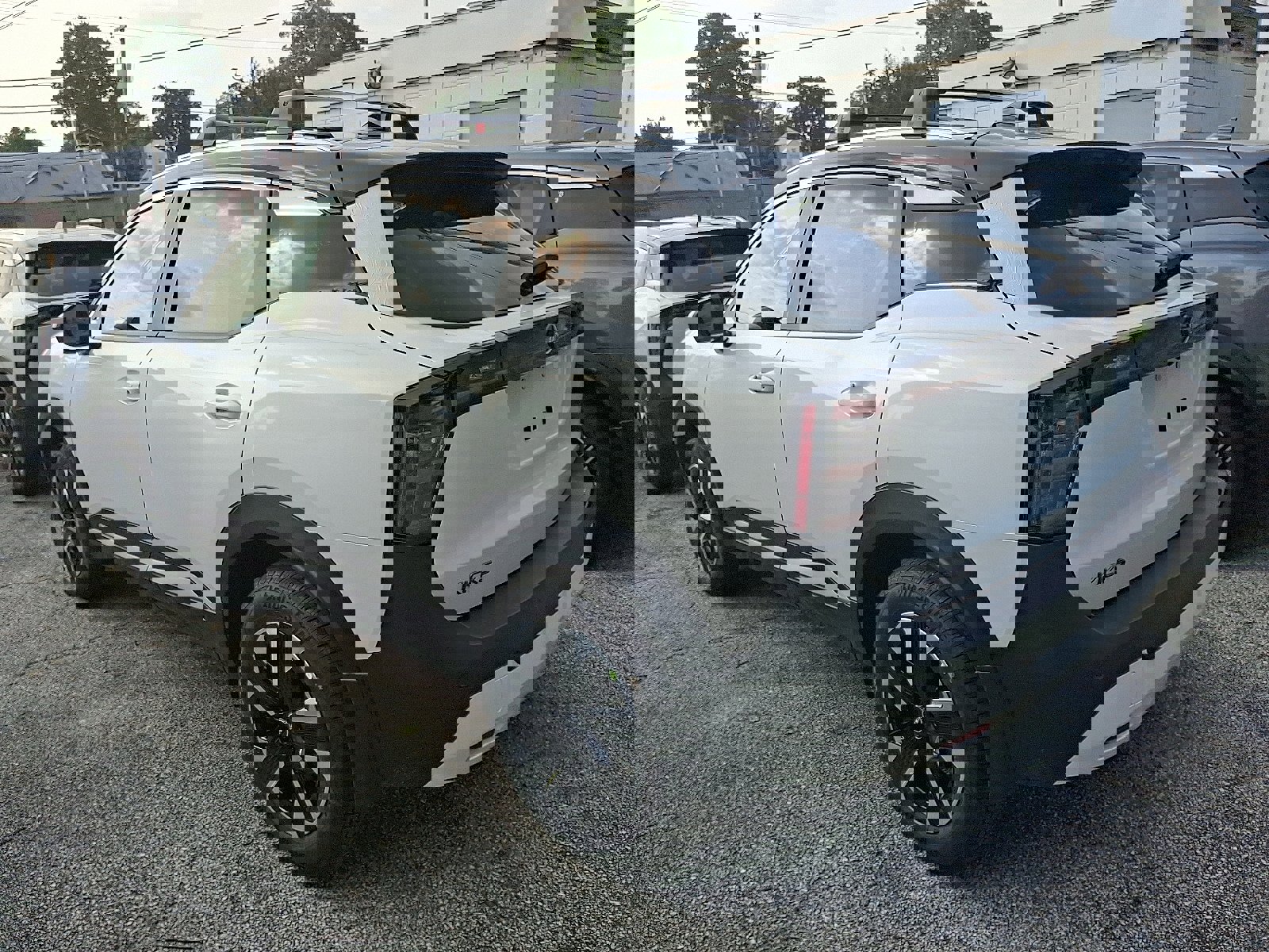 New 2025 Nissan Kicks SV w/ SV Premium Package image 3