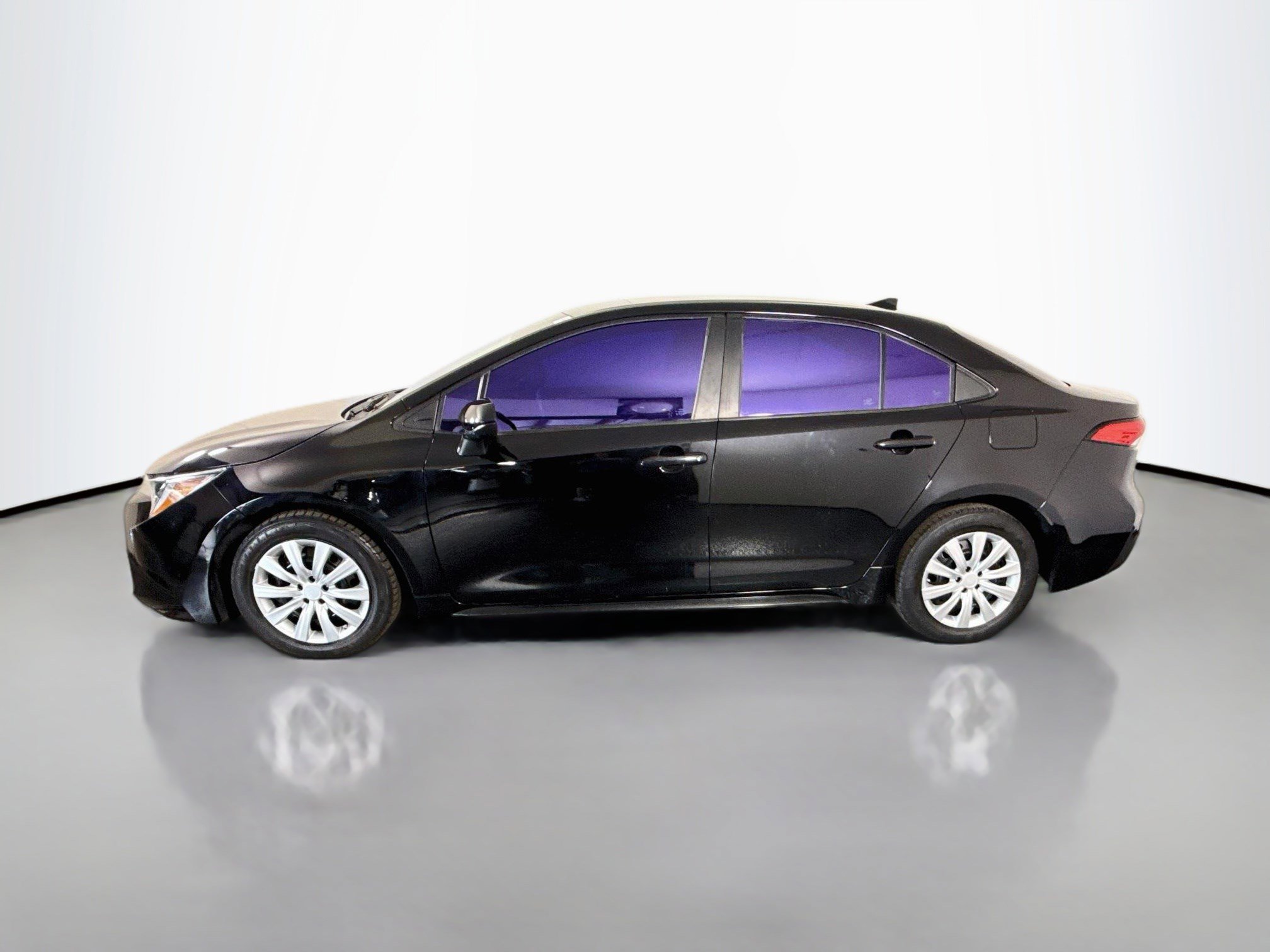 Used 2023 Toyota Corolla LE FWD image 6