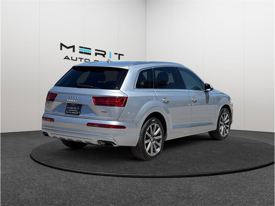 Used 2018 Audi Q7 3.0T Premium AWD/4WD image 9