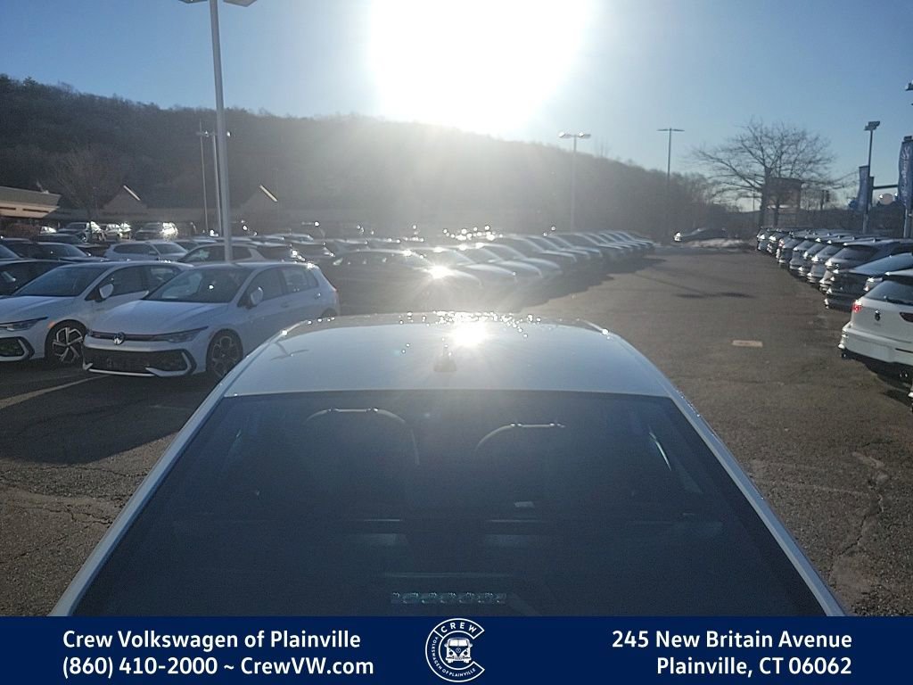 Certified 2025 Volkswagen Jetta Sport image 30