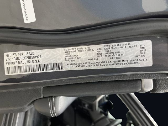 Used 2022 Jeep Grand Cherokee Limited image 40