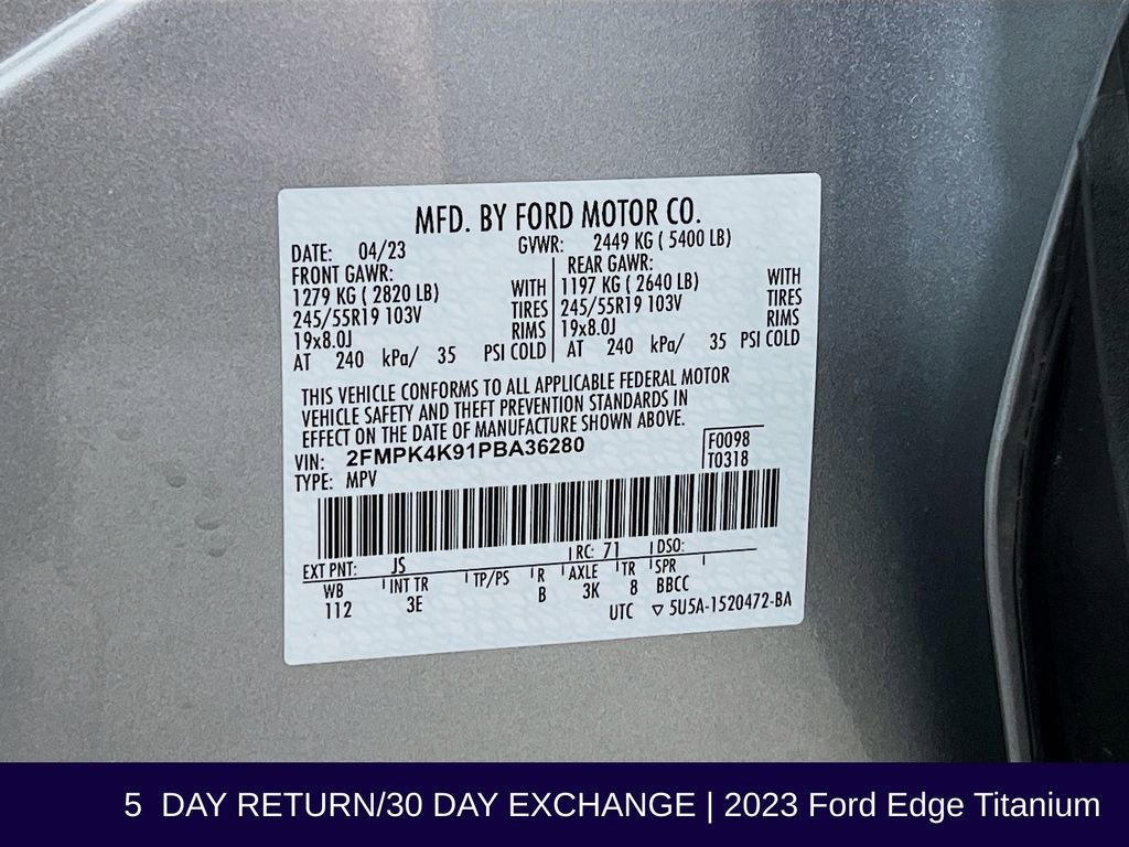 Used 2023 Ford Edge Titanium image 34