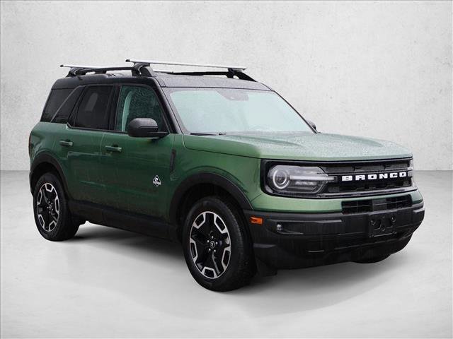 Used 2023 Ford Bronco Sport Outer Banks w/ Tech Package AWD/4WD image 3