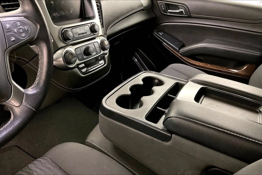 Used 2019 Chevrolet Tahoe LS AWD/4WD image 16