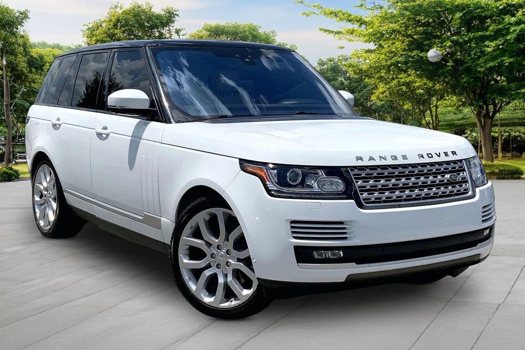 Used 2017 Land Rover Range Rover Supercharged AWD/4WD image 3