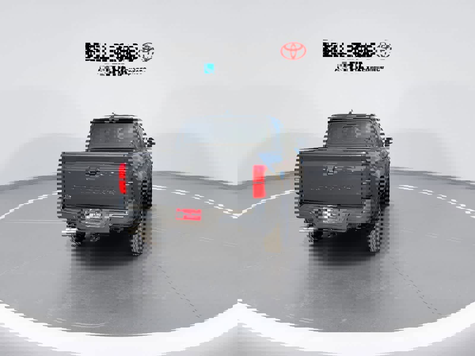 Used 2025 Toyota Tacoma SR5 image 7