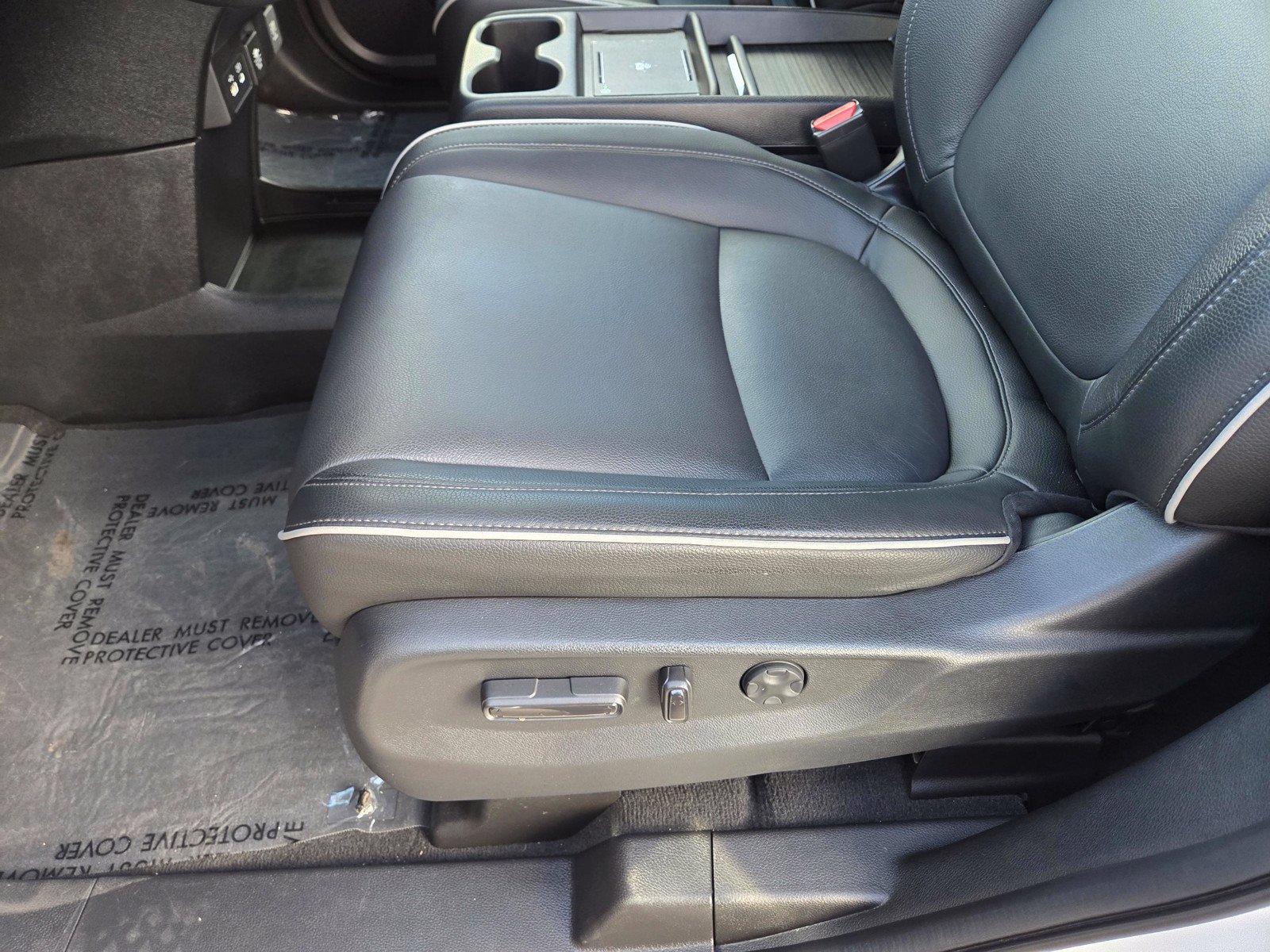 Used 2025 Honda Odyssey Touring image 10