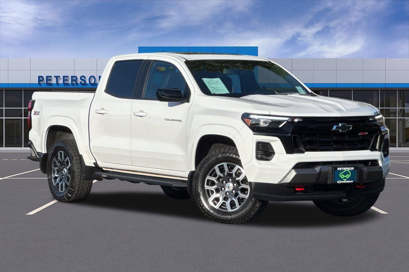 Certified 2023 Chevrolet Colorado Z71 w/ Z71 Convenience Package 2 AWD/4WD image 2