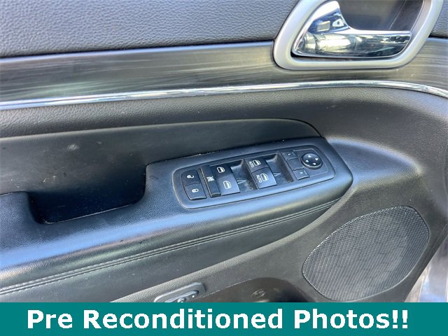 Used 2019 Jeep Grand Cherokee Limited image 24