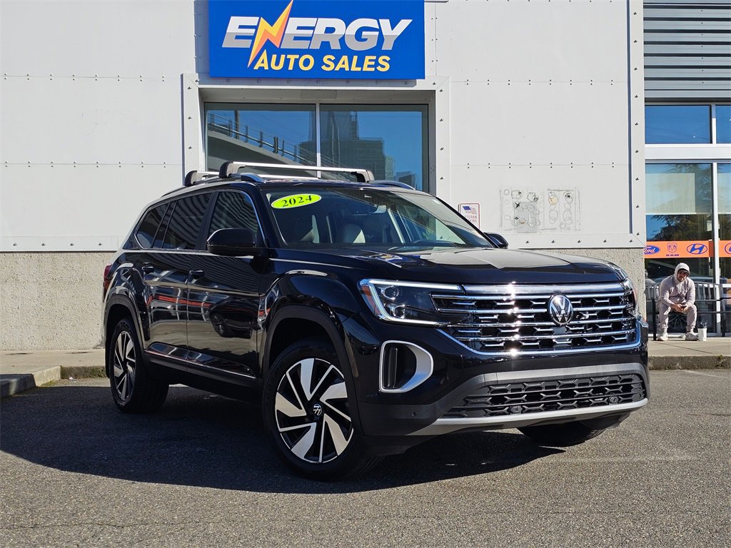 Used 2024 Volkswagen Atlas SEL image 2