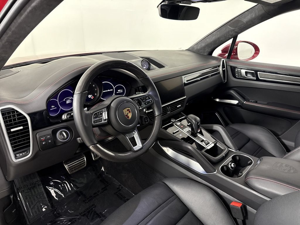Certified 2023 Porsche Cayenne Turbo AWD/4WD image 4