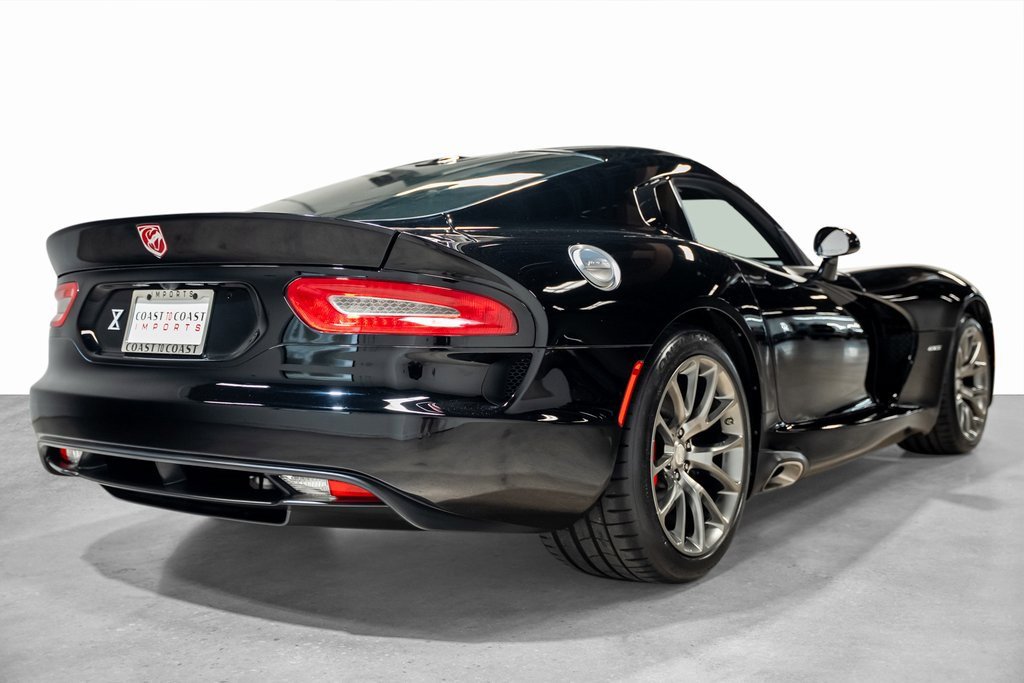 Used 2013 SRT Viper GTS w/ GTS Laguna Interior Pkg image 12