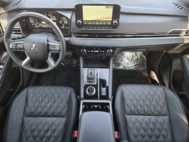 Used 2023 Mitsubishi Outlander SEL AWD/4WD image 26