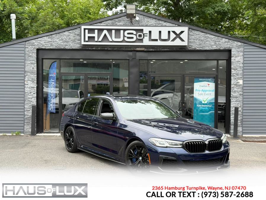 Used 2021 BMW M550i xDrive w/ Premium Package image 1