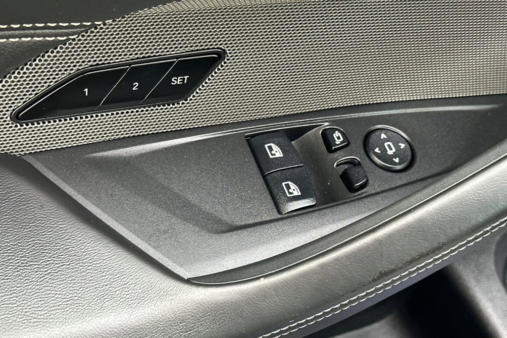 Used 2023 BMW M4 xDrive Competition image 11